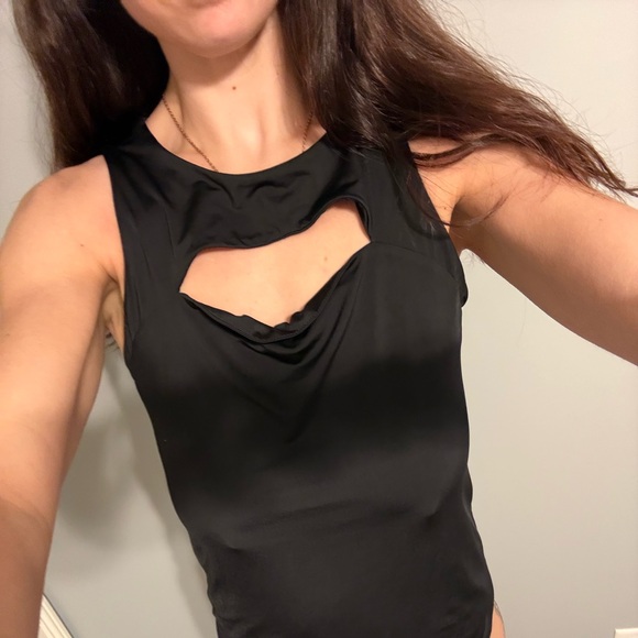 Express Body Contour Black bodysuit - Picture 4 of 4